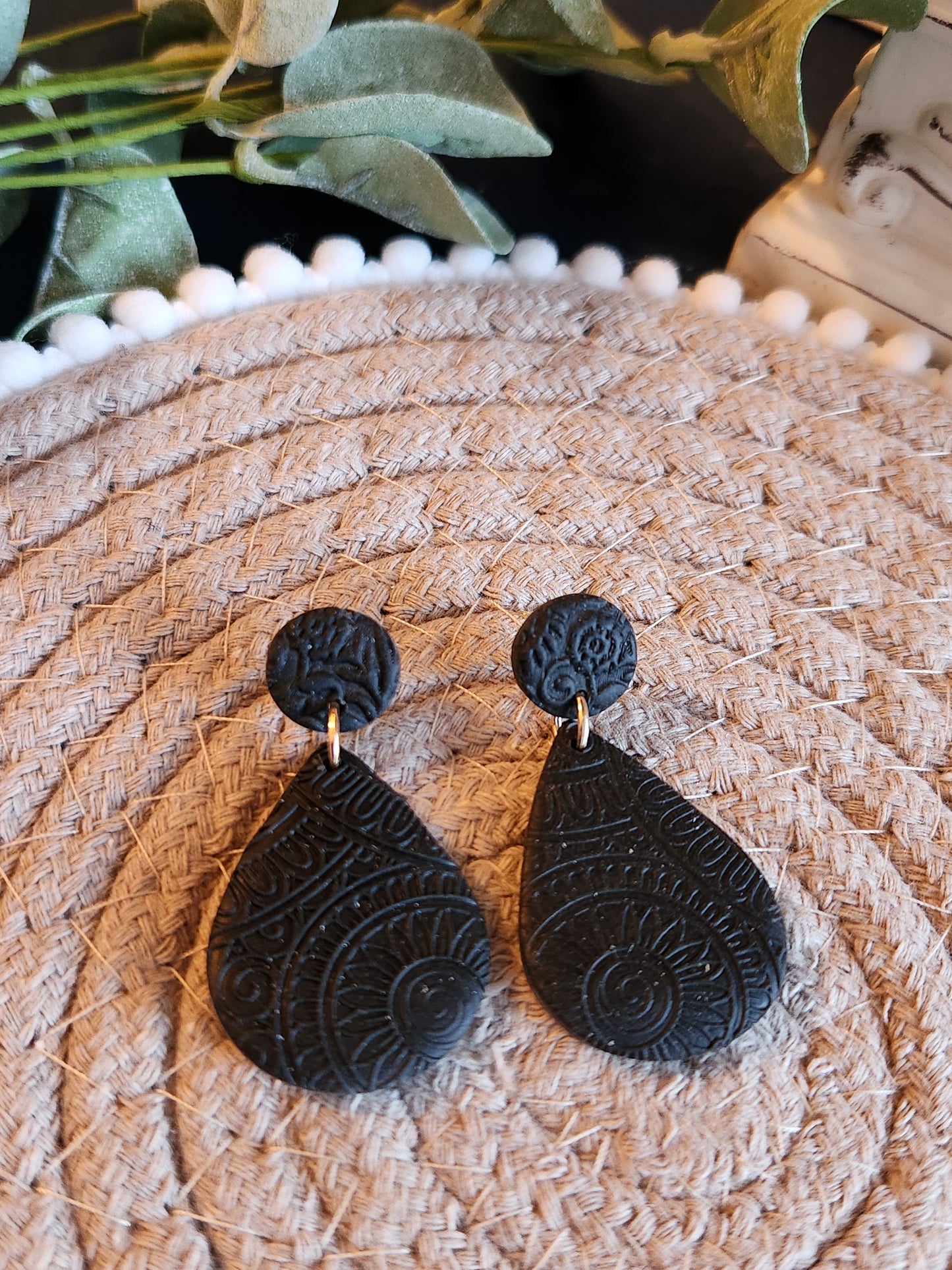 Black Sunflower Teardrop Dangles