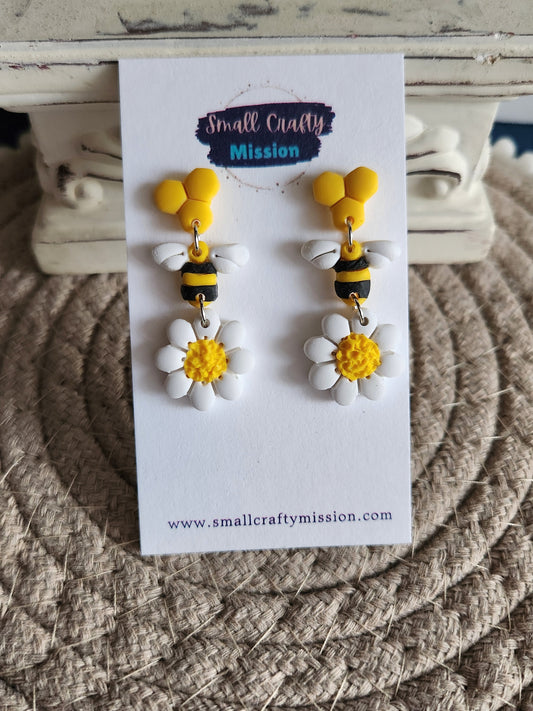 Bee Daisy Dangles