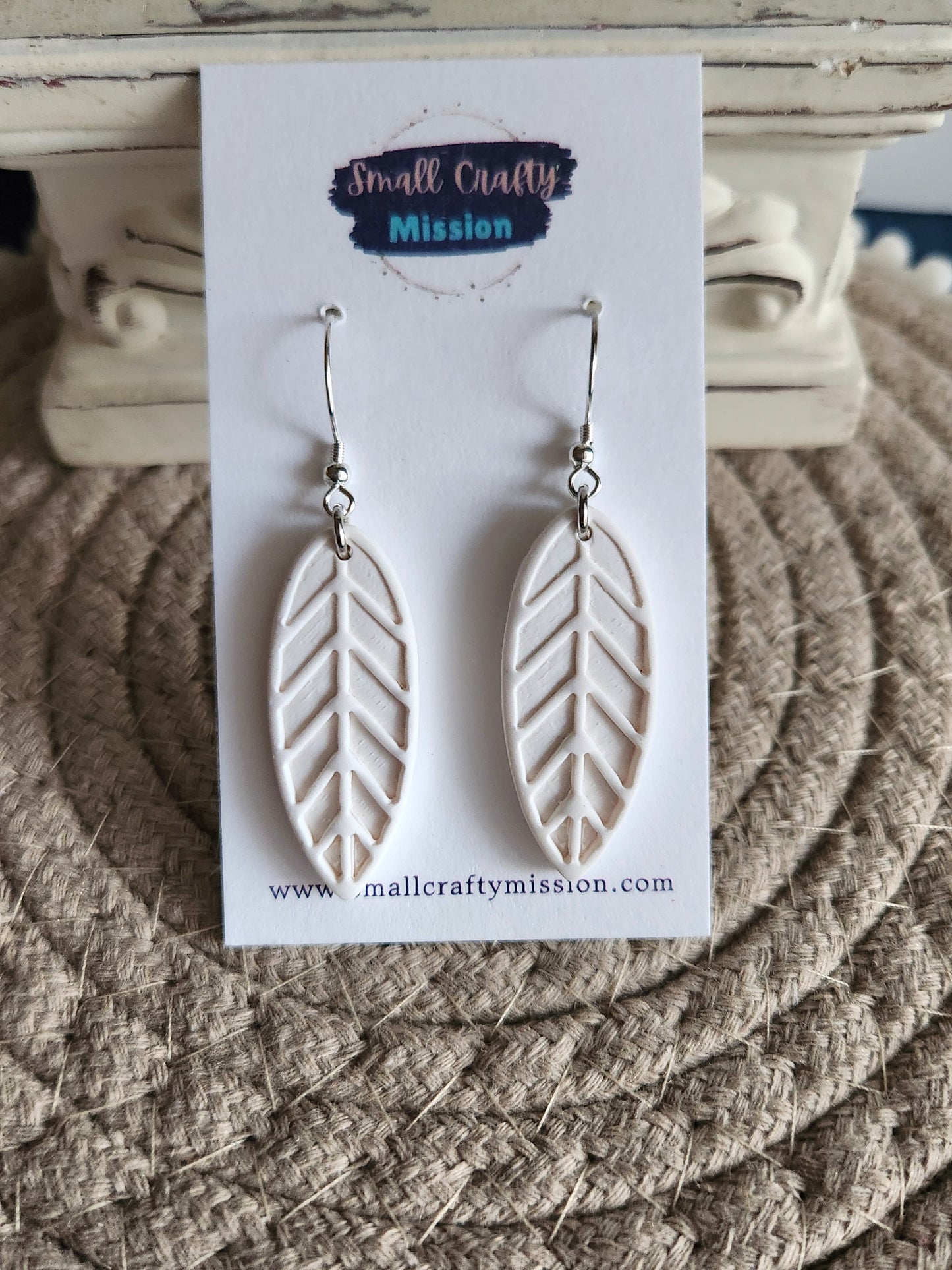 Elongated Leaf Dangle Earrings