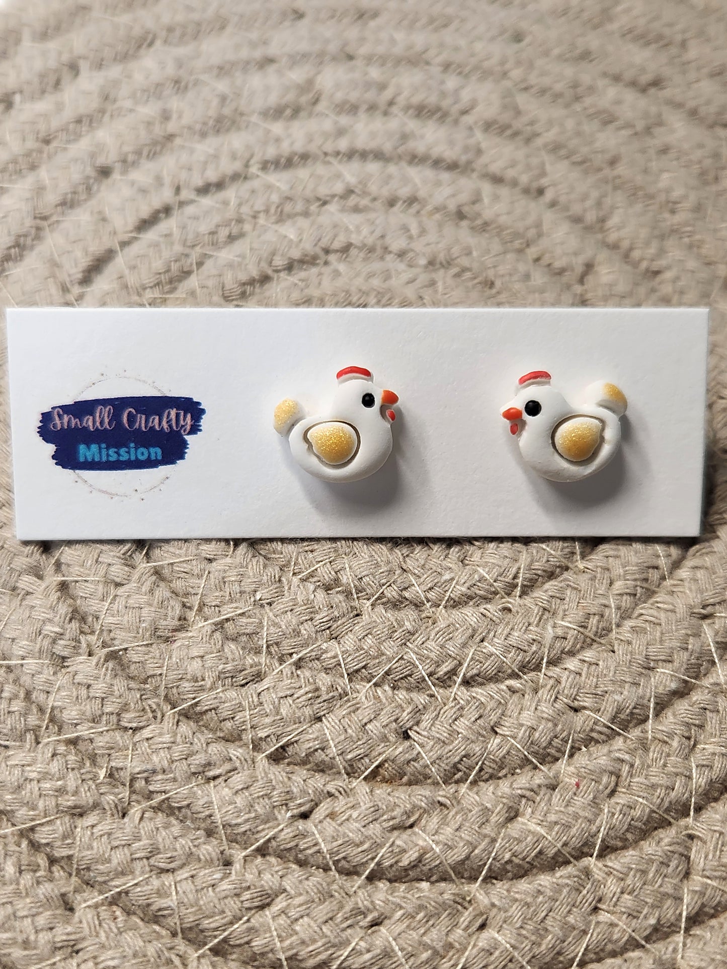 Chicken Stud Earrings White/Gold